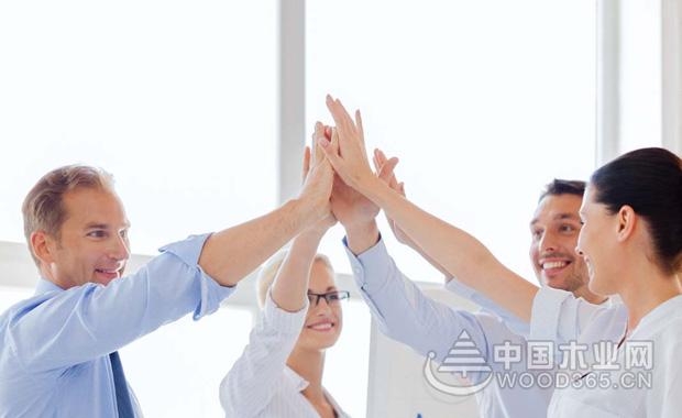 关税影响成本 卡特彼勒(CAT.US)第二季度利润不及预期