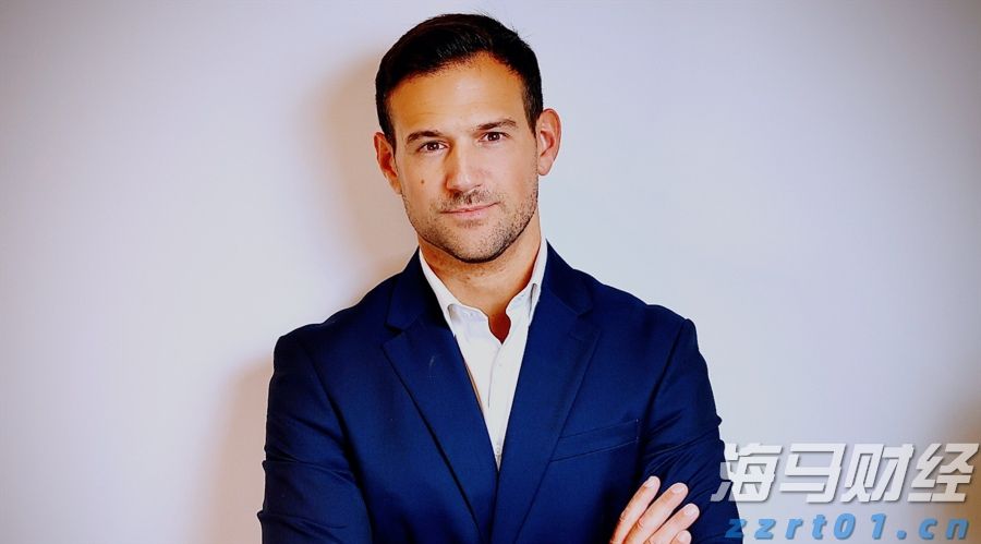 湛江海关在跨境电商渠道查获涉嫌侵犯商标权手提包49个