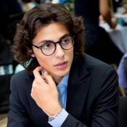 市政务服务中心推出便民措施提升企业办事效率